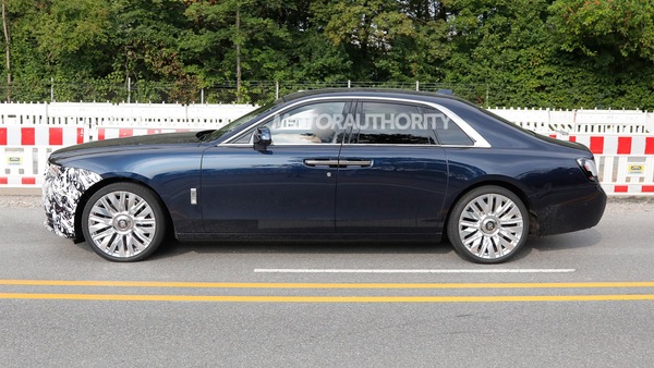  2026 Rolls-Royce Ghost Series II spied Illustration 