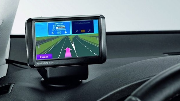 diefstal Indringing tevredenheid Volkswagen teams up with Garmin for portable GPS navigation system