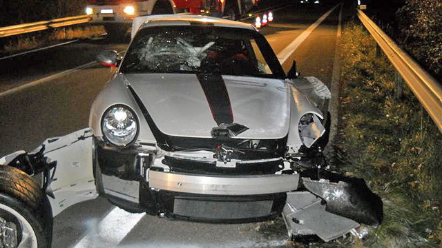 Wrecked Porsche 911 GT3 RS 4.0 near the Nurburgring