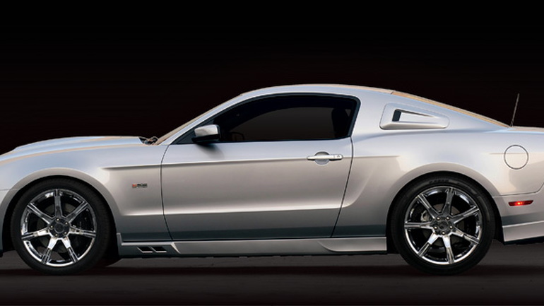 Saleen S302 2011 Ford Mustang GT