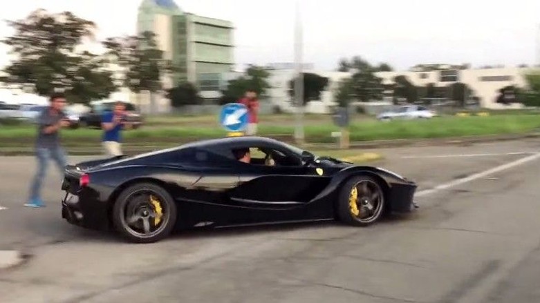 LaFerrari Powerslide