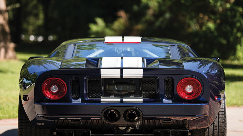 2006 Ford GT heads to auction