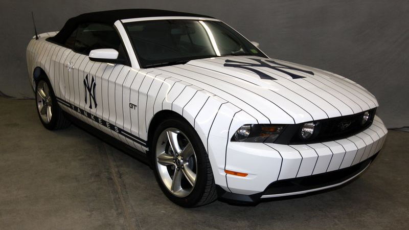 New York Yankees 2010 Ford Mustang GT