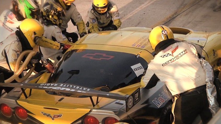 Corvette Racing pit crew does its magic
