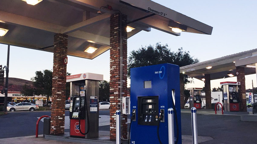 True Zero hydrogen fueling pump, run by First Element Fuels, opened in Thousand Oaks, CA, Mar 2018