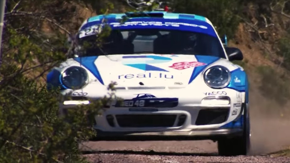 Porsche 911 Gt3 Rs 4 0 Pushes Hard In Rally Race