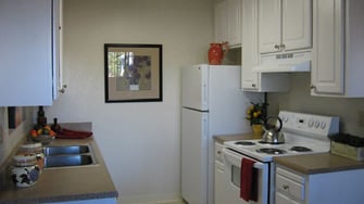 RiverStone Apartments - Antioch, CA