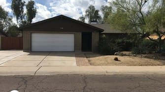 6013 W Zoe Ella Way - Glendale, AZ