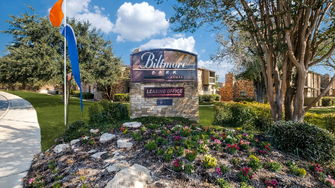 Biltmore Park Apartments - San Antonio, TX
