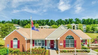 Chestnut Ridge Apartments - Harrisonburg, VA