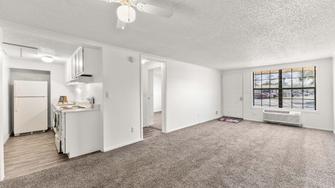 Volusia Crossing Apartments  - Daytona Beach, FL