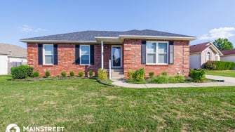 5220 Plume Dr - Louisville, KY