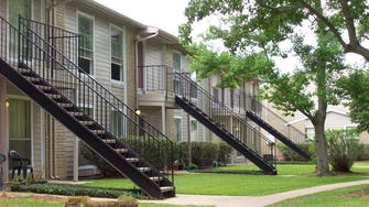 Ashton Oaks Apartments - Clute, TX