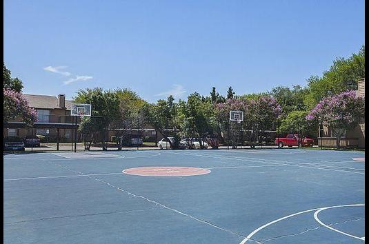 Oak Park by ARIUM - 256 Reviews | Euless, TX Apartments for Rent