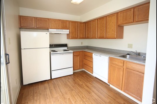 Ashland Towne Square - 5 Reviews | Ashland, VA Apartments for Rent