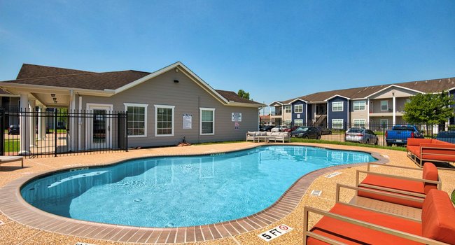 CYPRESS BEND VILLAGE Beaumont TX Apartments for Rent