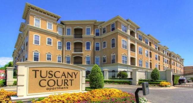 Tuscany Court Apartments - 74 Reviews | Houston, TX Apartments for Rent