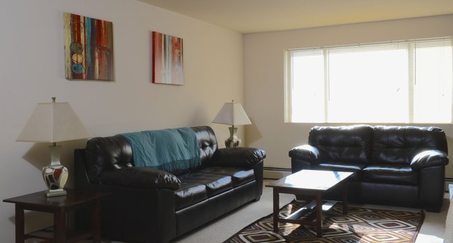 Lincoln Crest Apartments - 81 Reviews | West Allis, WI ...