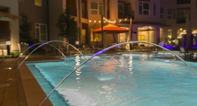 Century Medical District 75 Reviews Dallas Tx Apartments For Rent Apartmentratings C