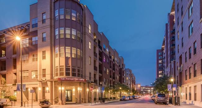 The Manhattan Tower And Lofts 126 Reviews Denver Co Apartments For Rent Apartmentratings C [ 350 x 650 Pixel ]