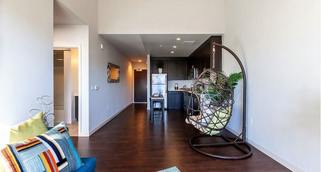 Vara Apartments 22 Reviews San Francisco Ca For Rent Image Of Vara Apartments In San Francisco Ca