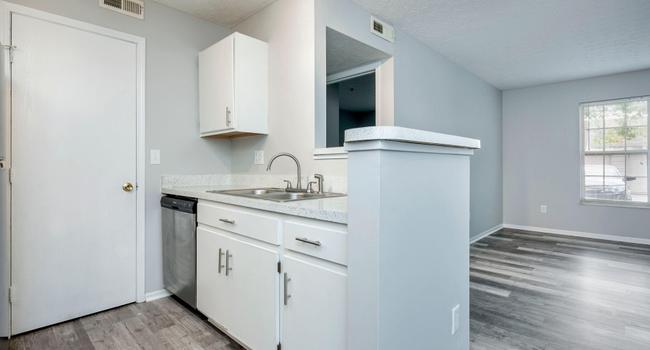 Worthington Woods 50 Reviews Columbus Oh Apartments For Rent Apartmentratings C