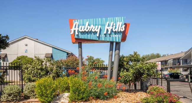 Aubry Hills Apartments - Austin TX