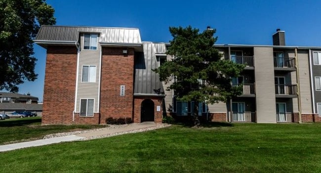 Penbrooke Place Apartments  - Sioux Falls SD