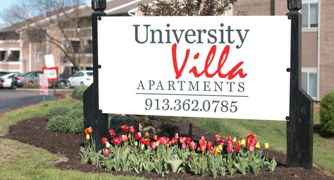 University Villa Apartments - Kansas City KS