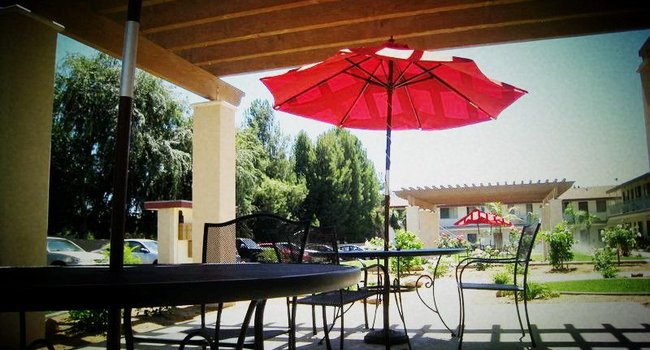 Claremont Gardens - 13 Reviews | Claremont, CA Apartments for Rent