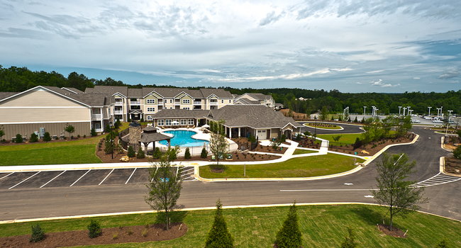 Community View - Bird's eye view of the clubhouse amenities.