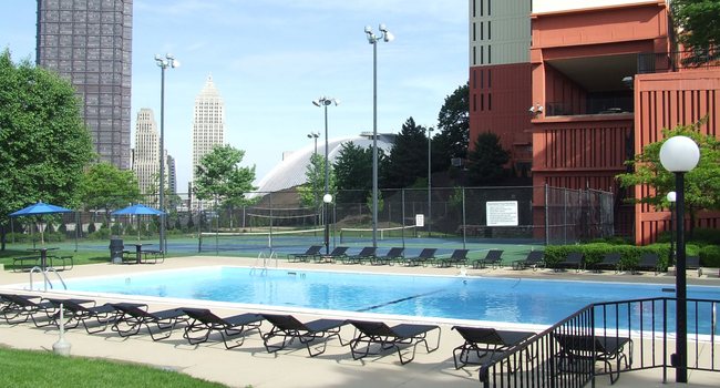 Washington Plaza 133 Reviews Pittsburgh Pa Apartments For Rent Image Of Washington Plaza In Pittsburgh Pa