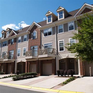 Van Metre Woodland Park - 1190 Reviews | Herndon, VA Apartments for