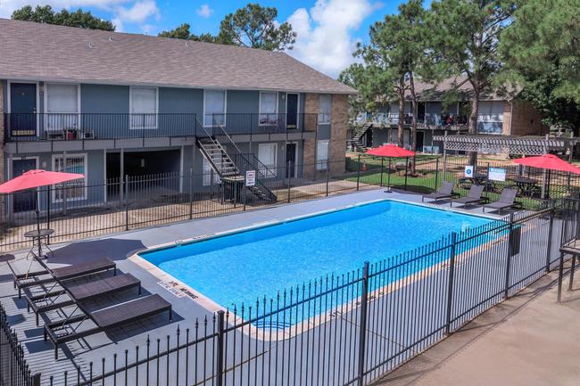 Dickinson Arms Apartments - 27 Reviews | Dickinson, TX Apartments for