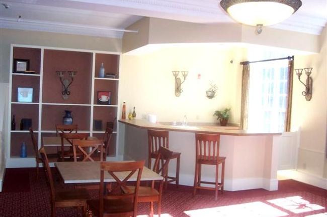 Museum Park Apartments 2 Reviews Springfield Ma For Manager Uploaded Photo Of Museum Park Apartments In Springfield Ma