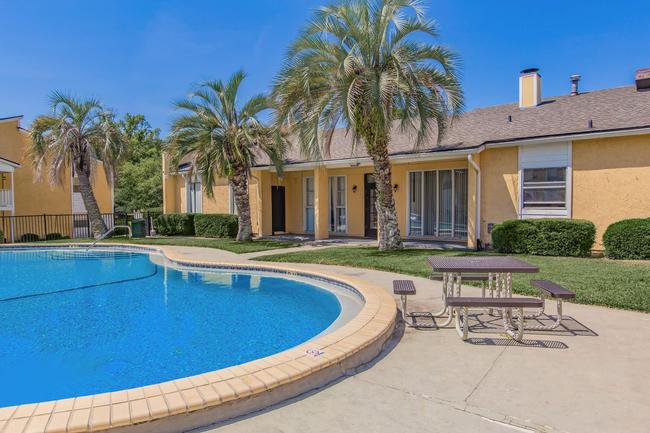 Cross Creek Apartments - 39 Reviews | Jacksonville, FL ...