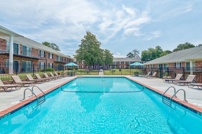 University Oaks Apartments - 117 Reviews | Athens, GA Apartments for