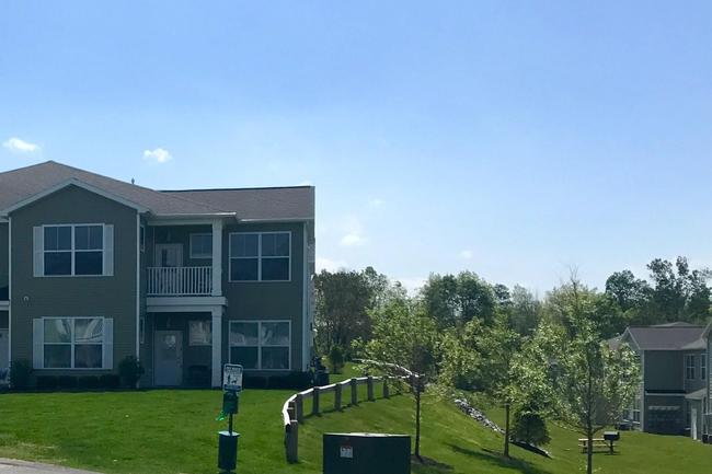 The Kensington At Halfmoon - 18 Reviews | Clifton Park, NY Apartments