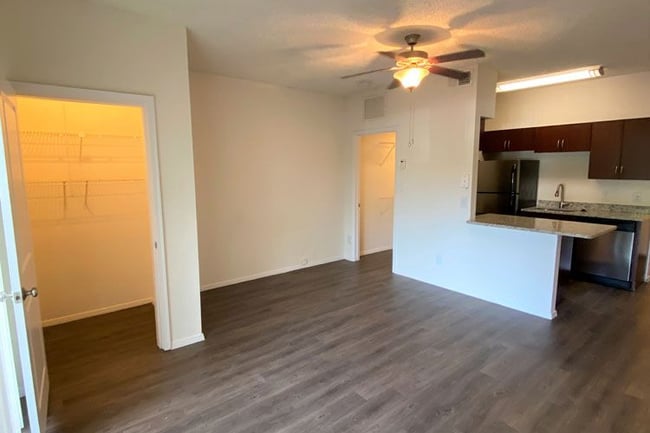 Waterford Landing - 38 Reviews | Miami, FL Apartments for Rent