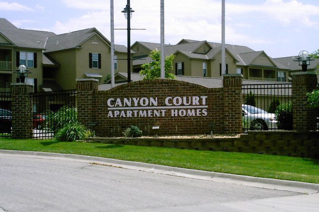 Canyon Court - 29 Reviews | Lawrence, KS Apartments for Rent