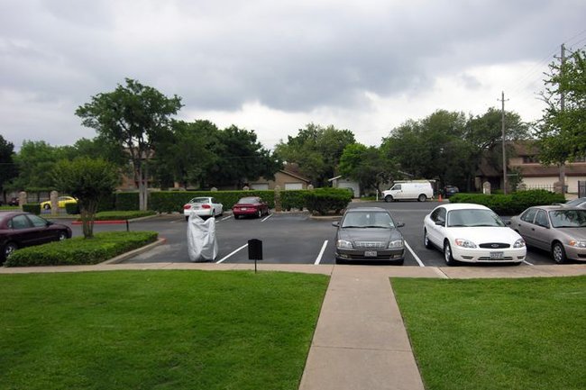 Laurel Woods Apartments - 106 Reviews | Austin, TX Apartments for Rent